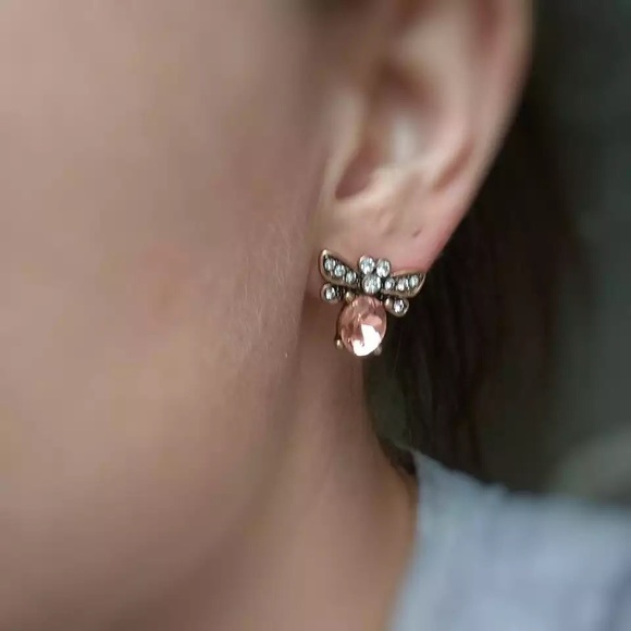 “Just Hanging Around” - Picture 6 of 7